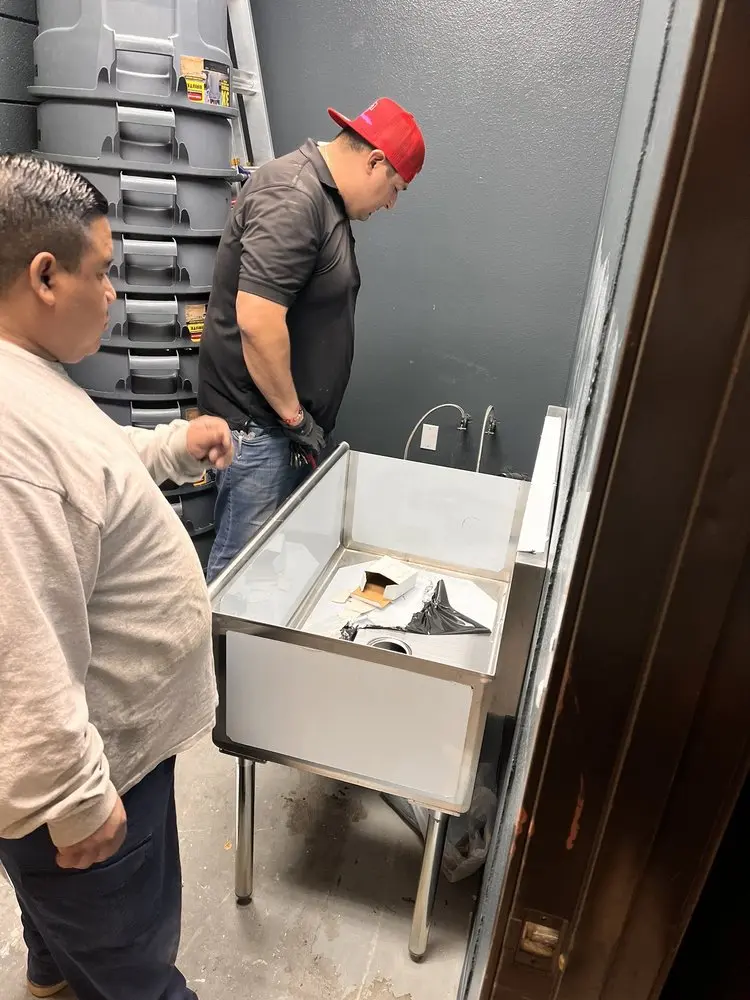 Commercial plumbing and sink installation in Lincoln School
